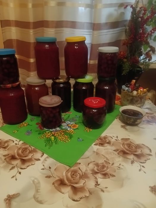 Варенье малина, клубника,вишня,абрикос
