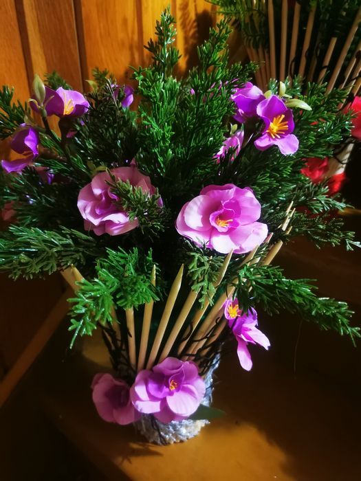 Ornament coș cu flori