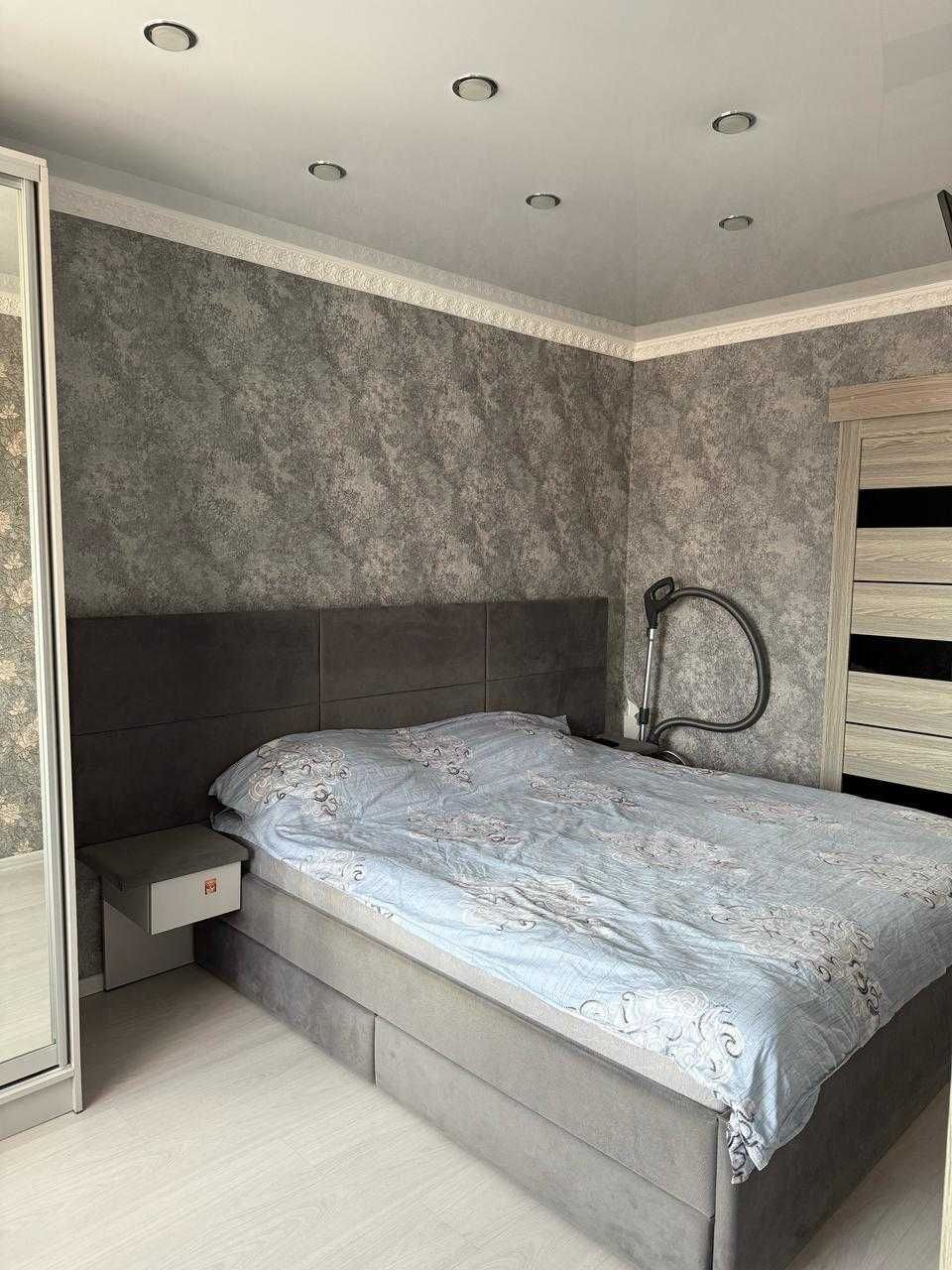Продается 3-комн.квртира в районе 8 школы