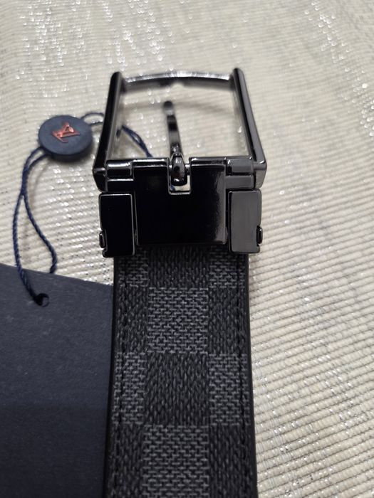 Мъжки колан Louis Vuitton- двулицев 100% кожа