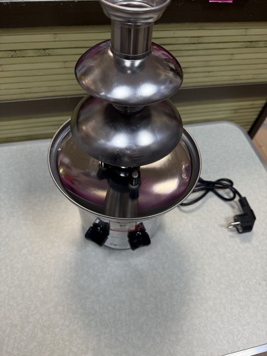 Шоколадов фонтан Clatronic SKB 3248