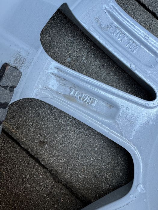 Jante aluminiu R17  (vw,audi,seat) anvelope iarna
