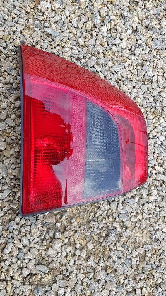 Stop lampa tripla stanga Opel Vectra B sedan berlina 1999-2001 VLD2223