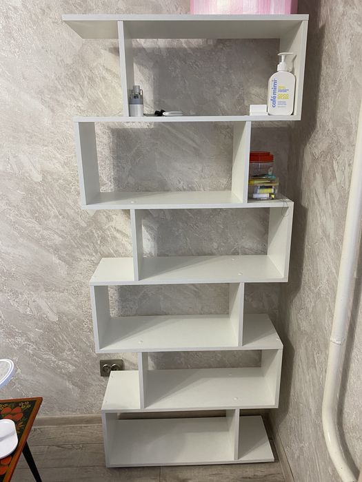 Продам полку настенную