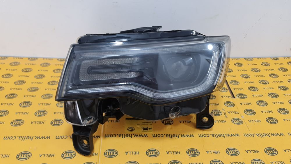 Far full led stanga Jeep Grand Cherokee wk2 complet modul spalator
