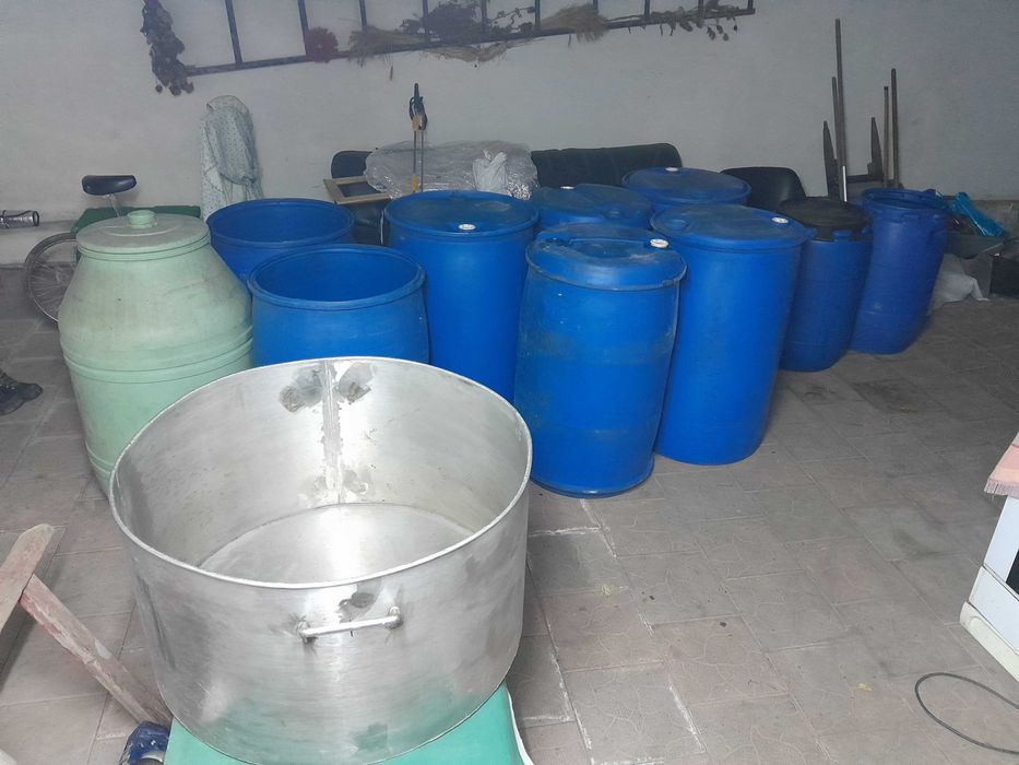 Butoaie plastic diferite marimi