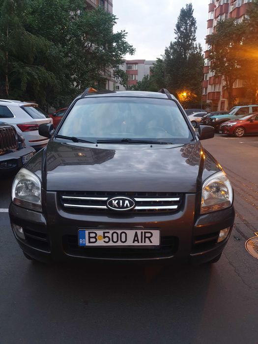KIA SPORTAGE 2007 2 L Benzina 143 CP FARA Schimburi