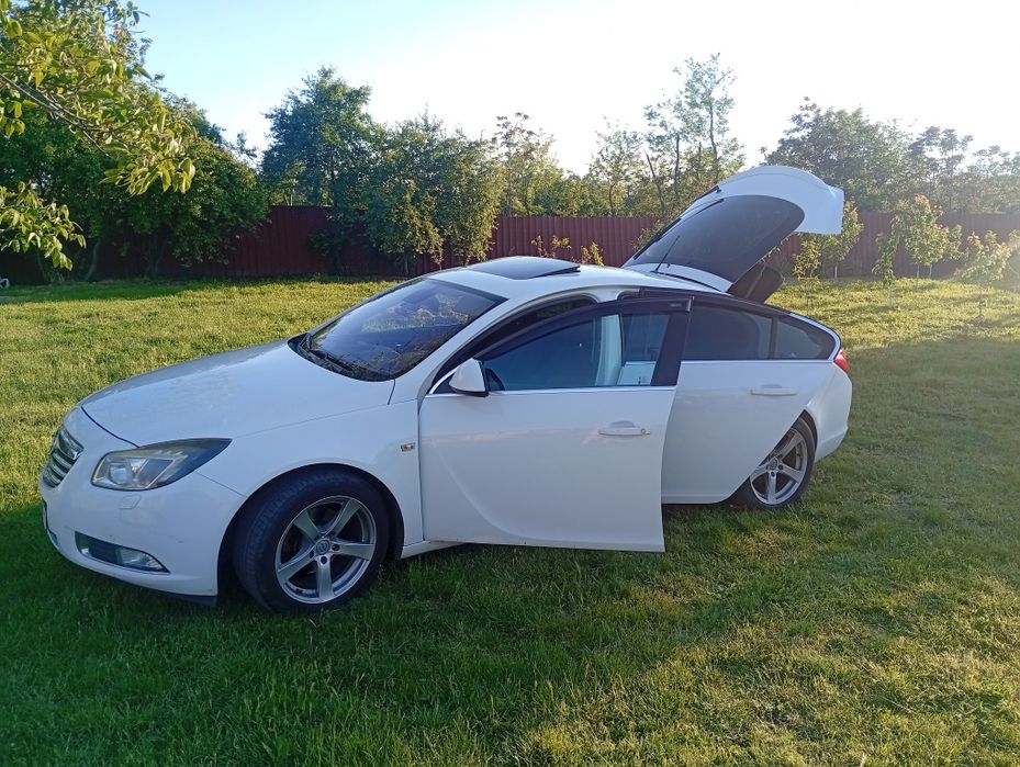 Autoturism Opel Insignia