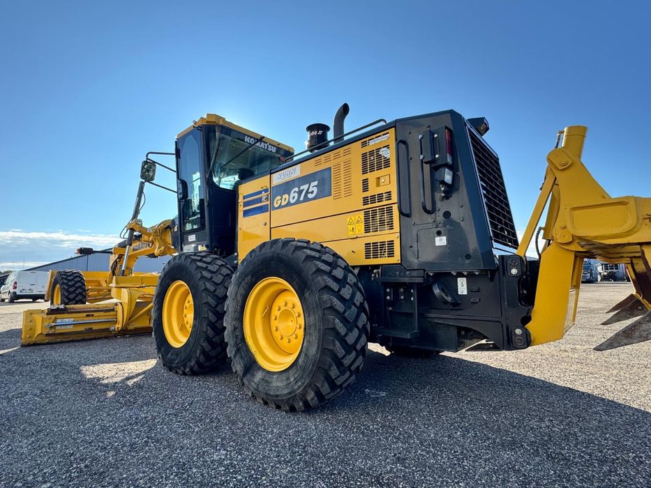 Grader komatsu GD 675 an 2019 ore 2000