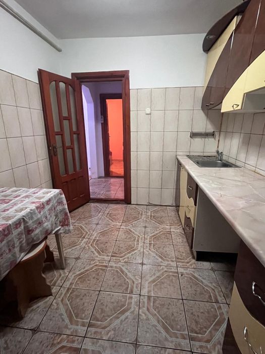 Vand Apartament 2 camere