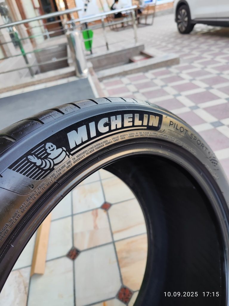 Michelin 275/40/19 2ta