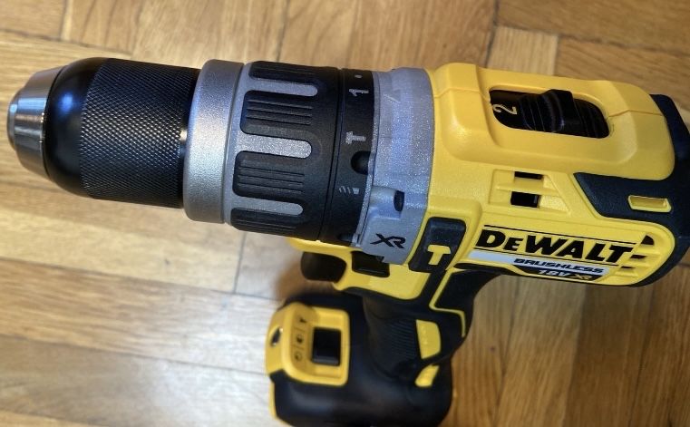 Corp-DCD796, original-DeWALT, nou.