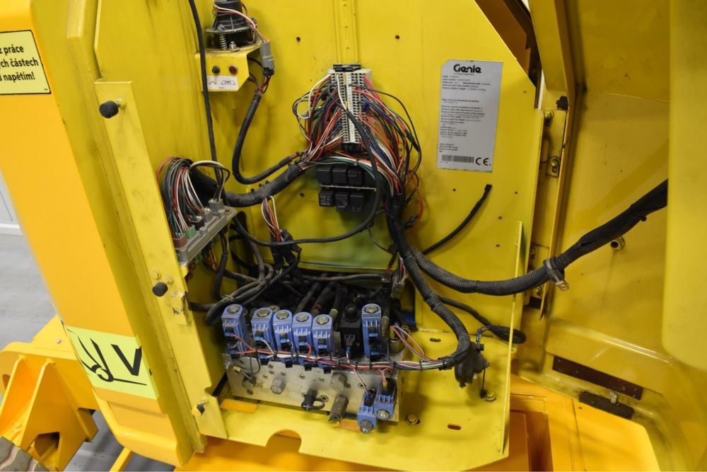 Service reparatii electronice stivuitoare si nacele