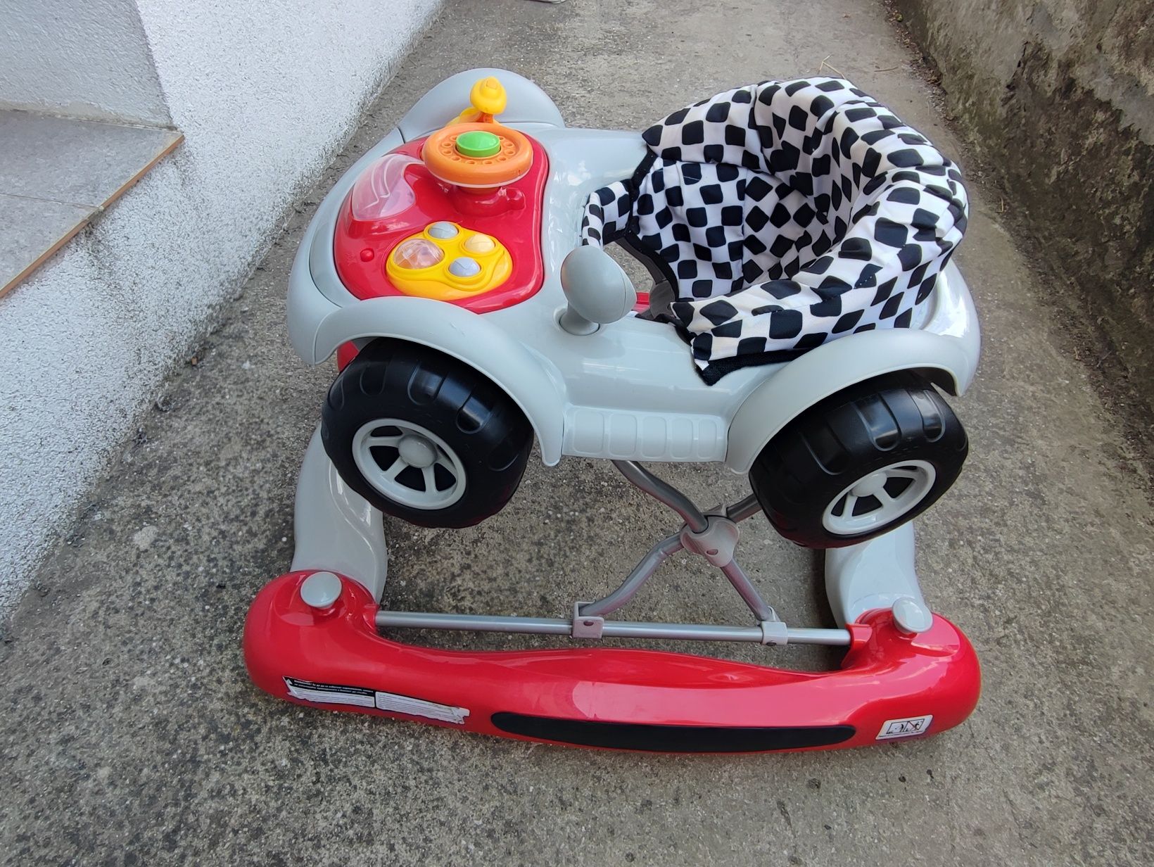 Cangaroo Детска музикална проходилка люлка Car червена