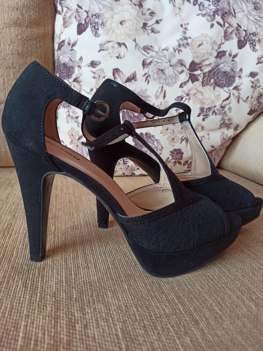 Sandale in stare f bună