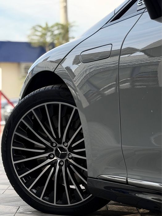 Mercedes Benz EQE 350