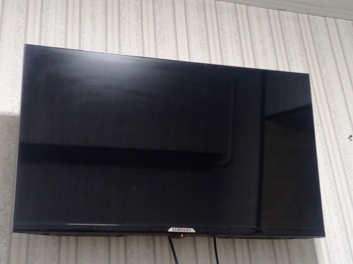 32 тали Самсунг телевизор сотилади