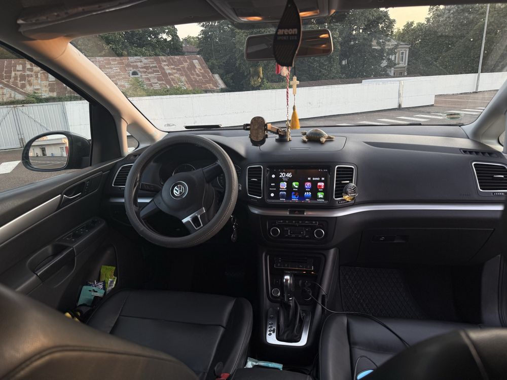 Volkswagen Sharan 2012