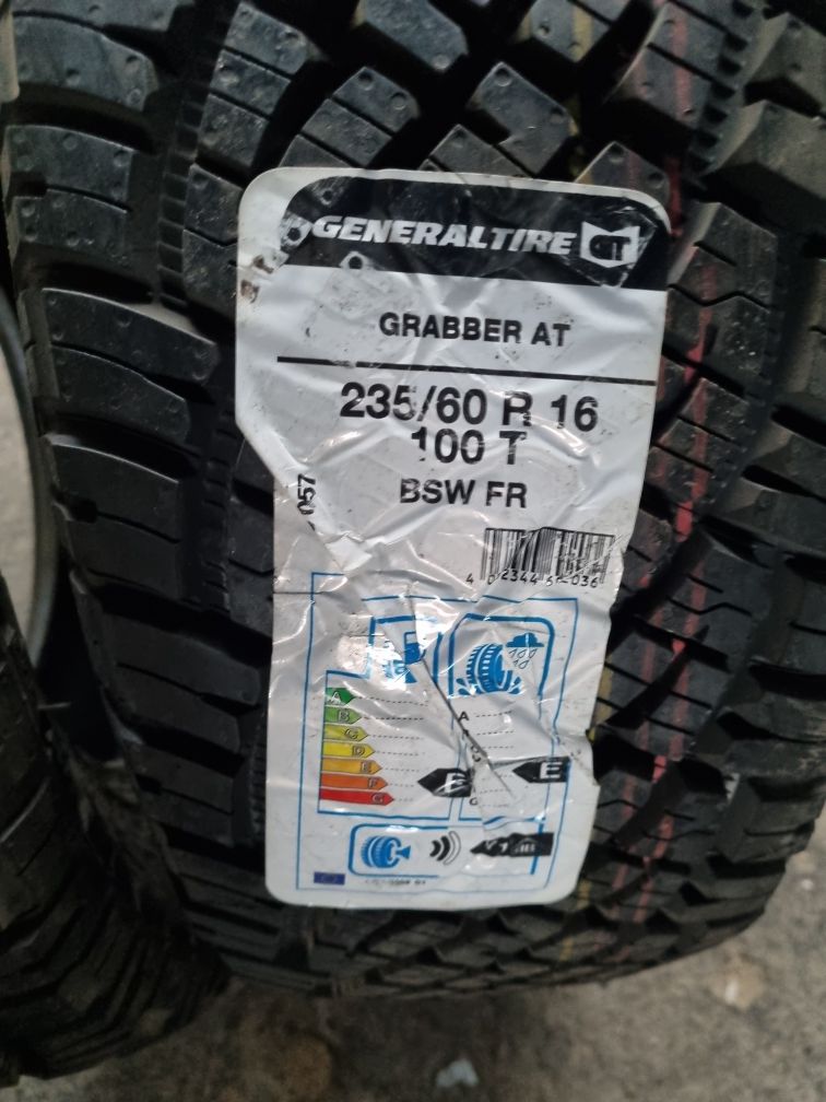 2 anvelope vara offroad noi 235 60 16 General