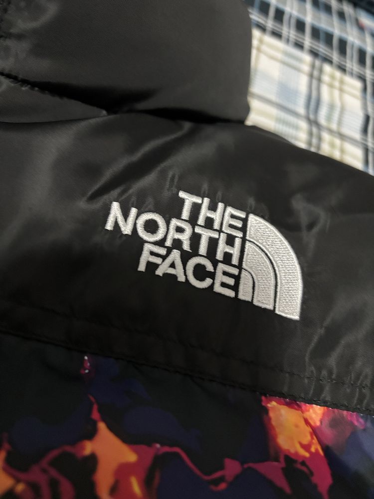geaca The North Face 700 nuptse