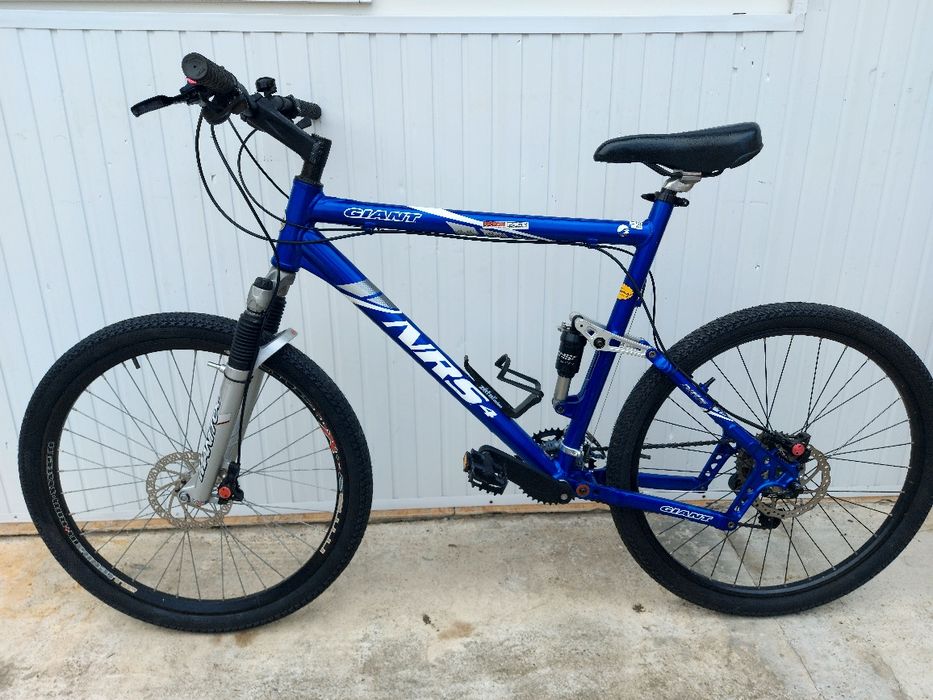 Bicicleta  GIANT  TRANCE  1 / Echipament  SRAM 9 / Full suspension