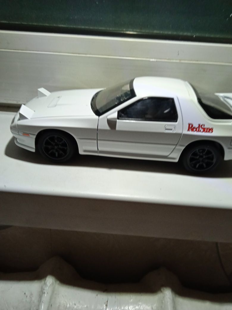 масштабная модель MAZDA RX7 FC