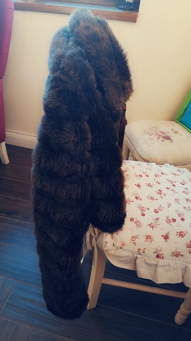 Blanita scurta eleganta