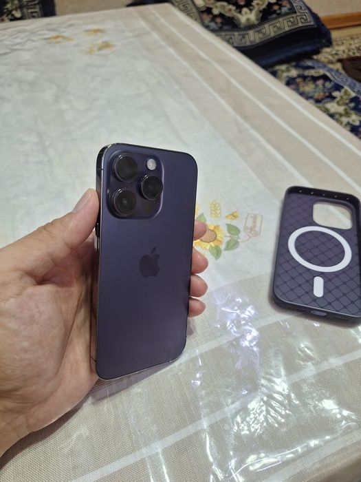 Iphone 14pro hamma narsasi bor ochilmagan