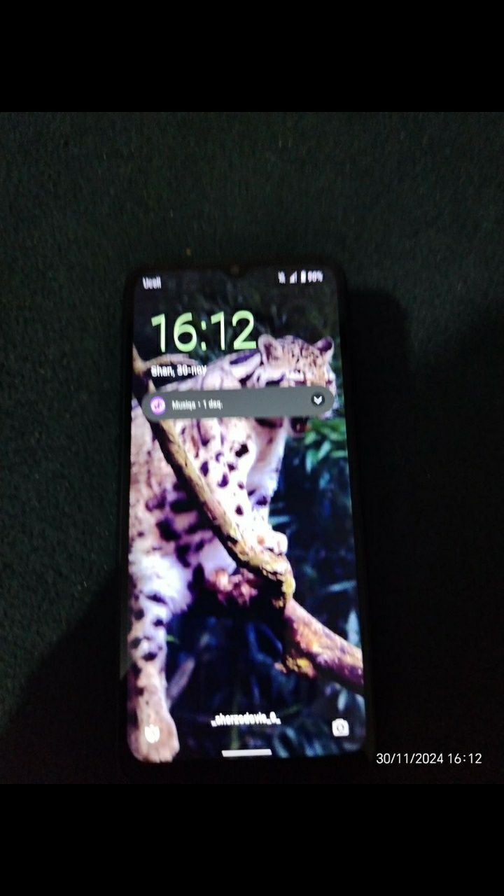Redmi A1+ sotiladilati  holati  zo'r