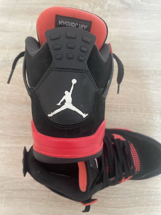 Jordan 4 Red Thunder