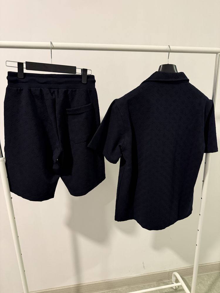 Compleu Louis Vuitton calitate Premium