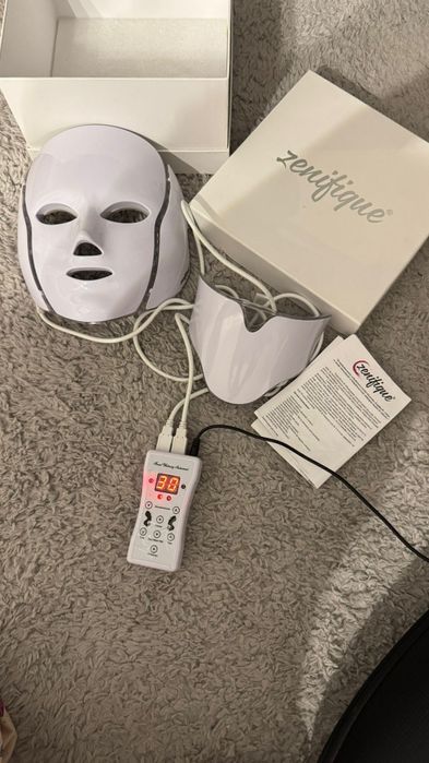 Masca LED Zenifique – 7 culori + microcurenți – pentru față și gât – c