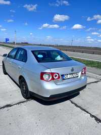 Volkswagen Jetta 1.6 Mpi + GPL