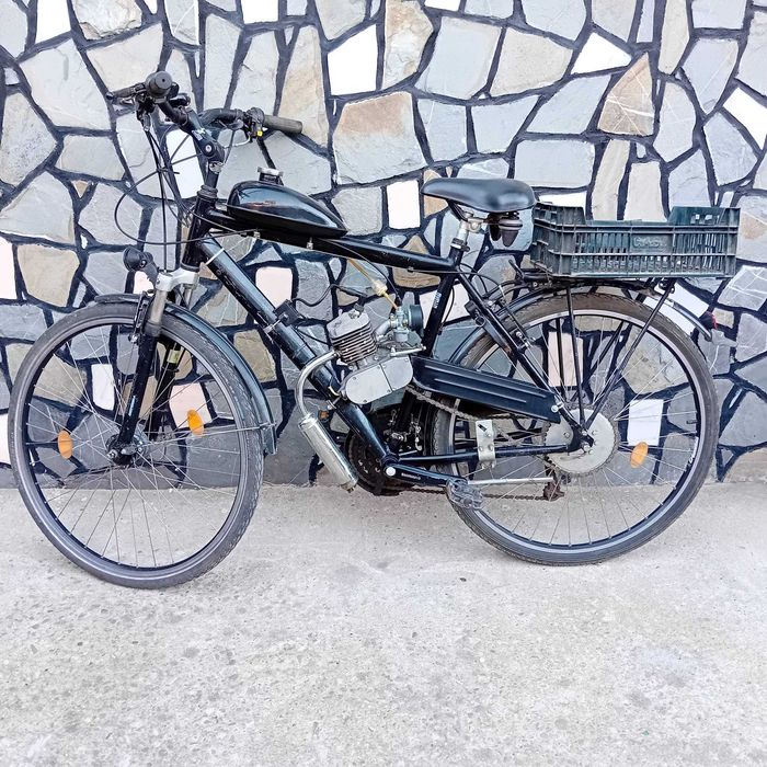 Bicicleta cu motor