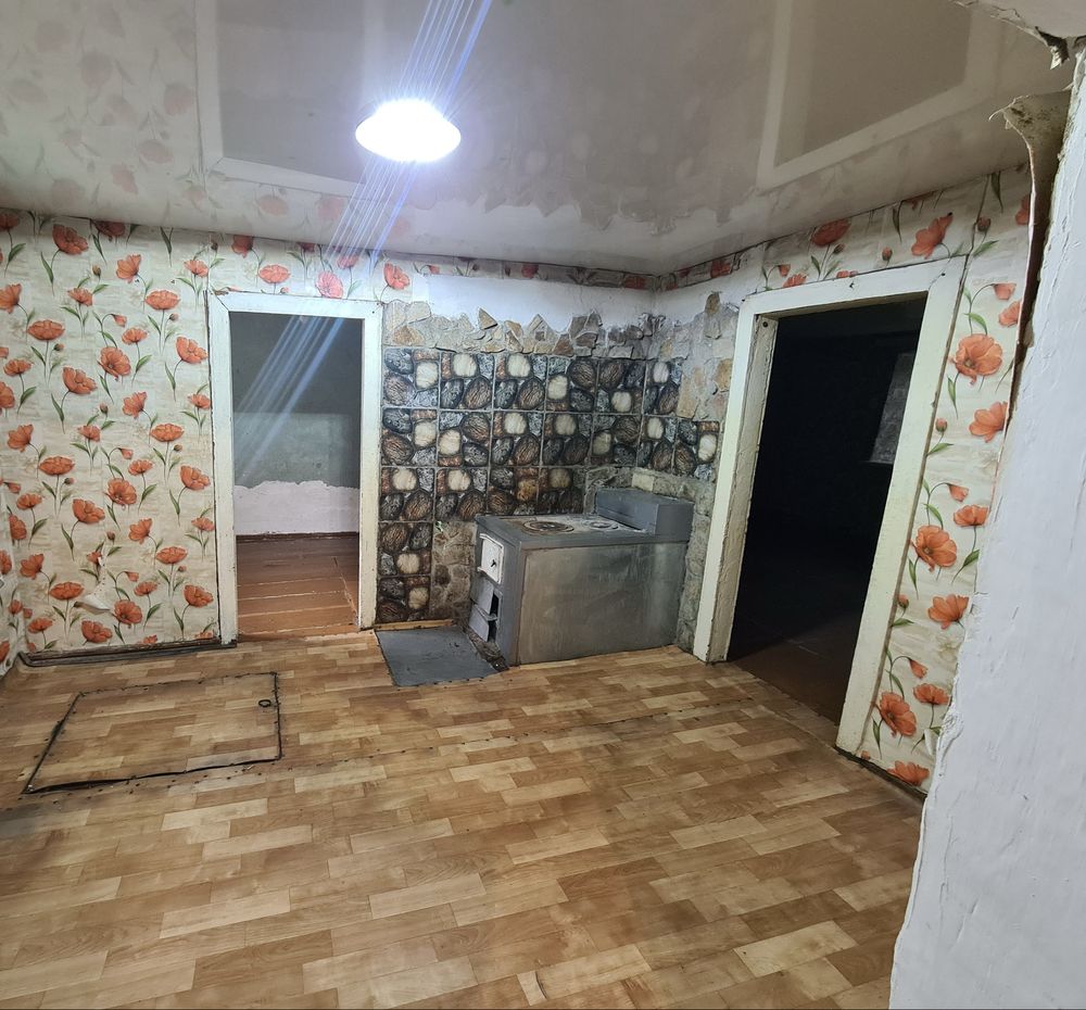Срочно! Продам дом, рядом лес. Недорого.