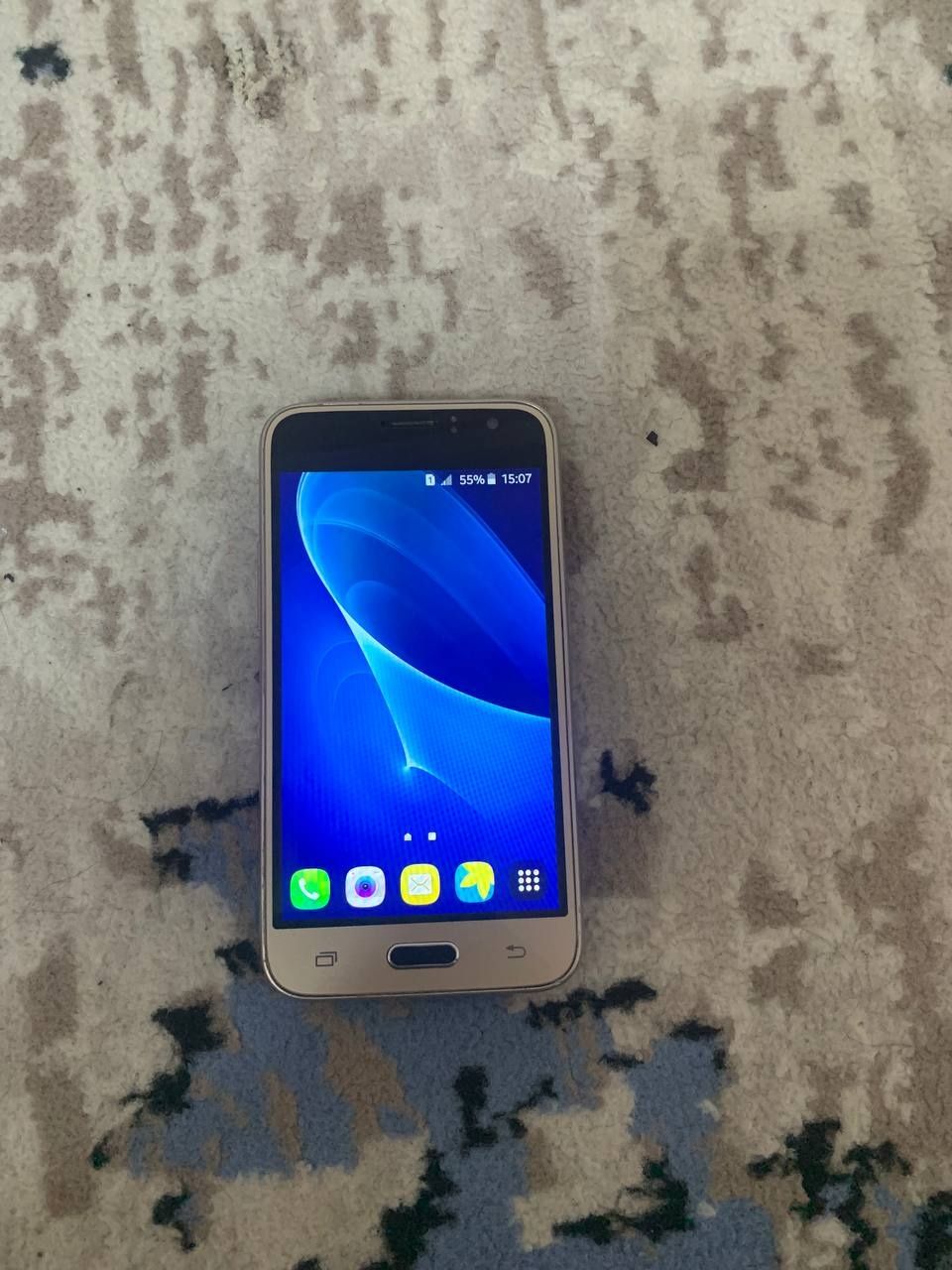 Samsung Galaxy J1