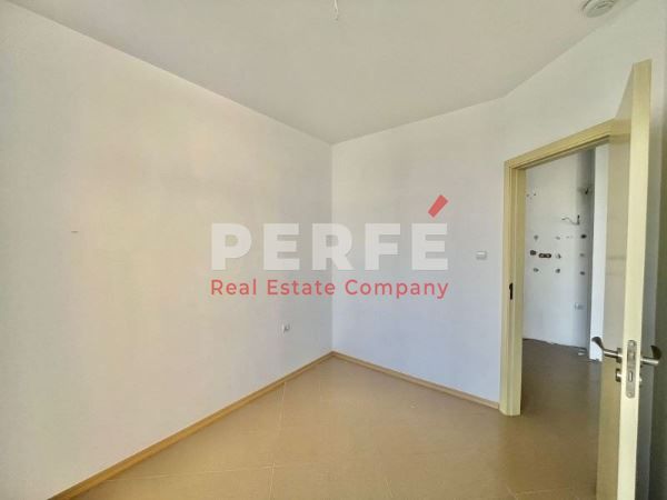 Продава се Двустаен апартамент в к.к. Слънчев бряг - 50 кв.м за 1132 €/кв.м - Снимка #3