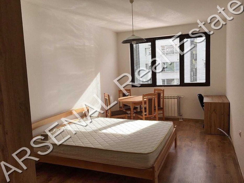 Дава се под наем Многостаен апартамент в София, Стрелбище - 145 кв.м за 1000 € - Снимка #4