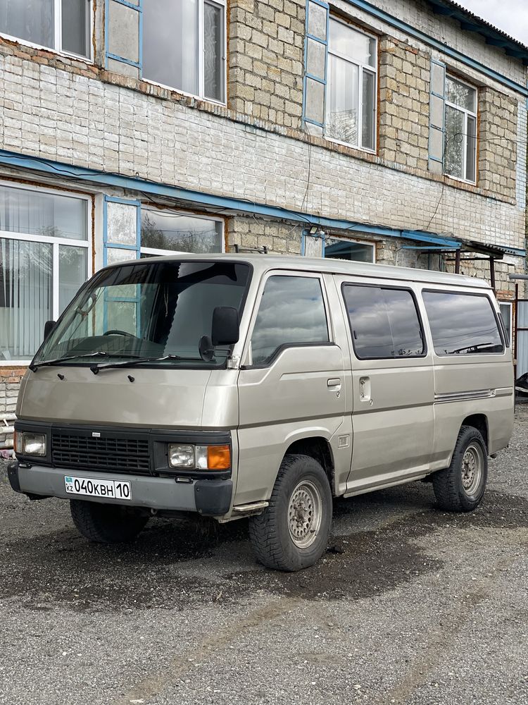 Nissan Caravan