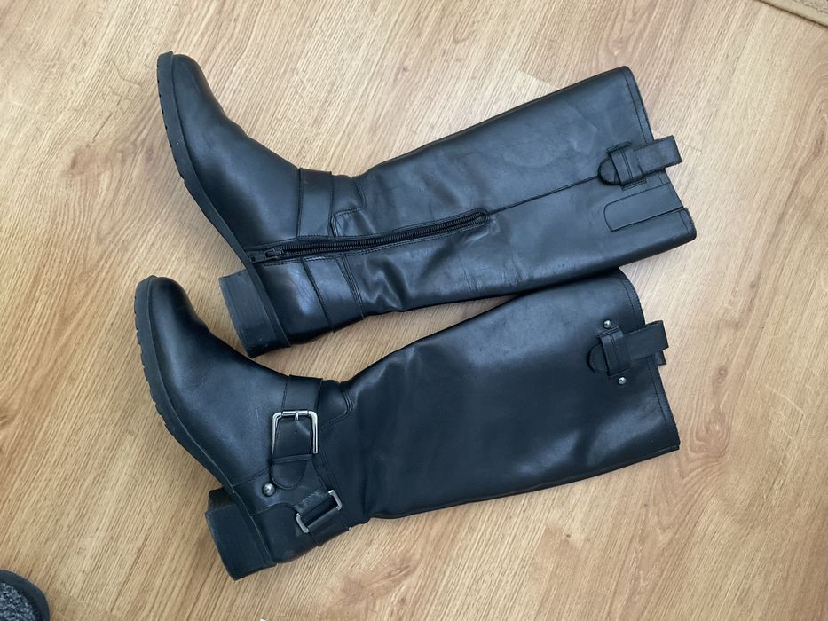 Дамски ботуши черни