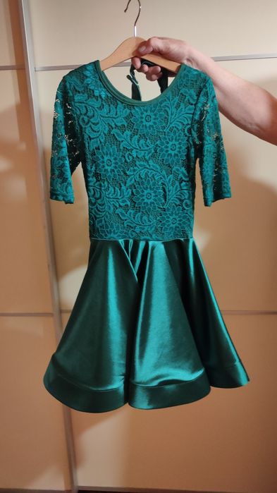 Продам детское бальное платье на рост +-1.30 м