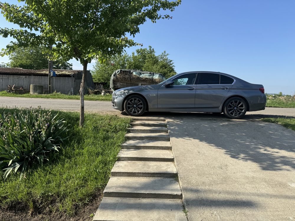 BMW Seria 5 - 525XD