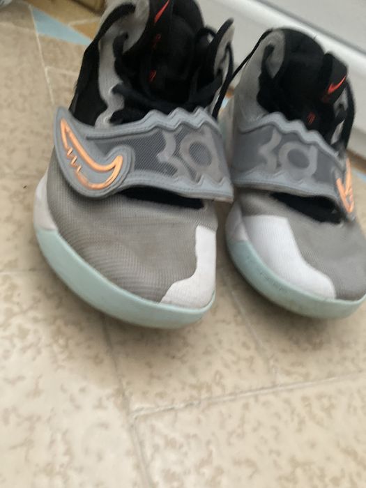 46 номер Баскетболни обувки Kd Tray 5 X