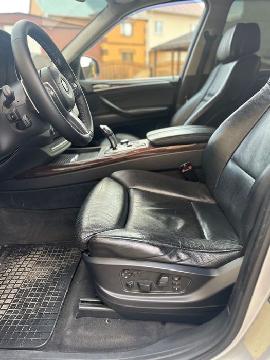 Продам БМВ Х5 или вариант обмена