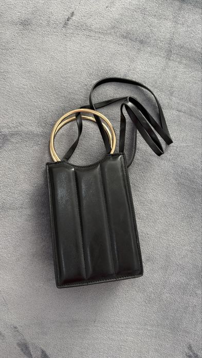 H&M Стилна малка чанта за телефон с метални дръжки