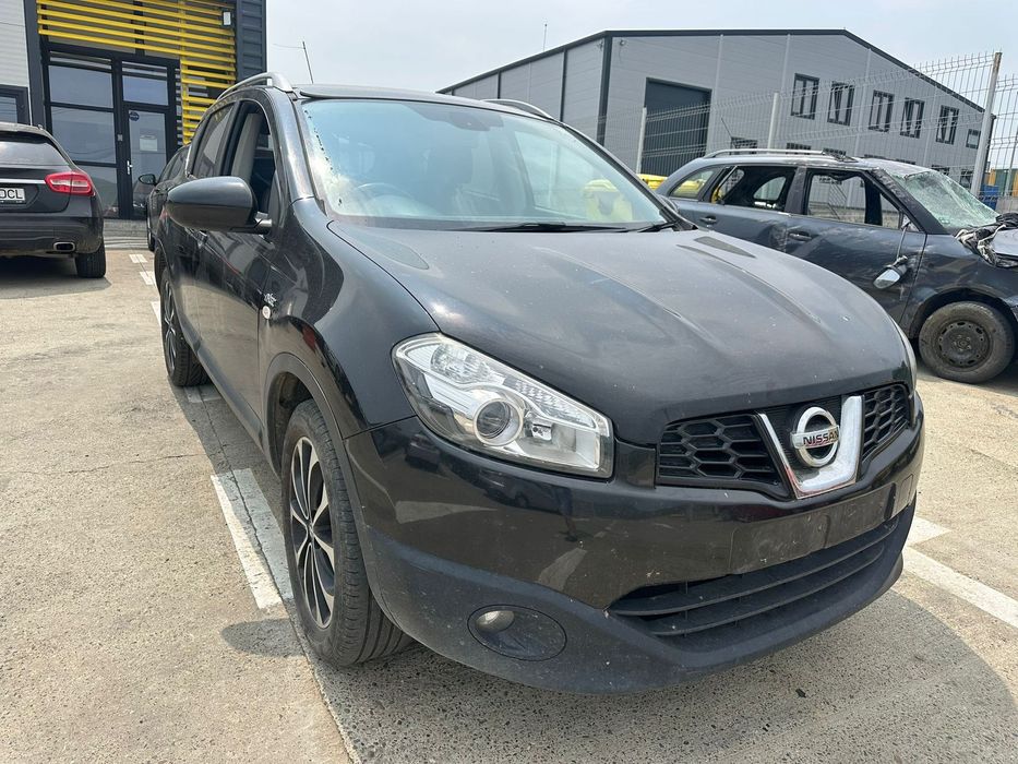 Dezmembrez / Dezmembrari / Piese / Accesorii Nissan qashqai facelift negru 2011 1.6 benzina HR16DE