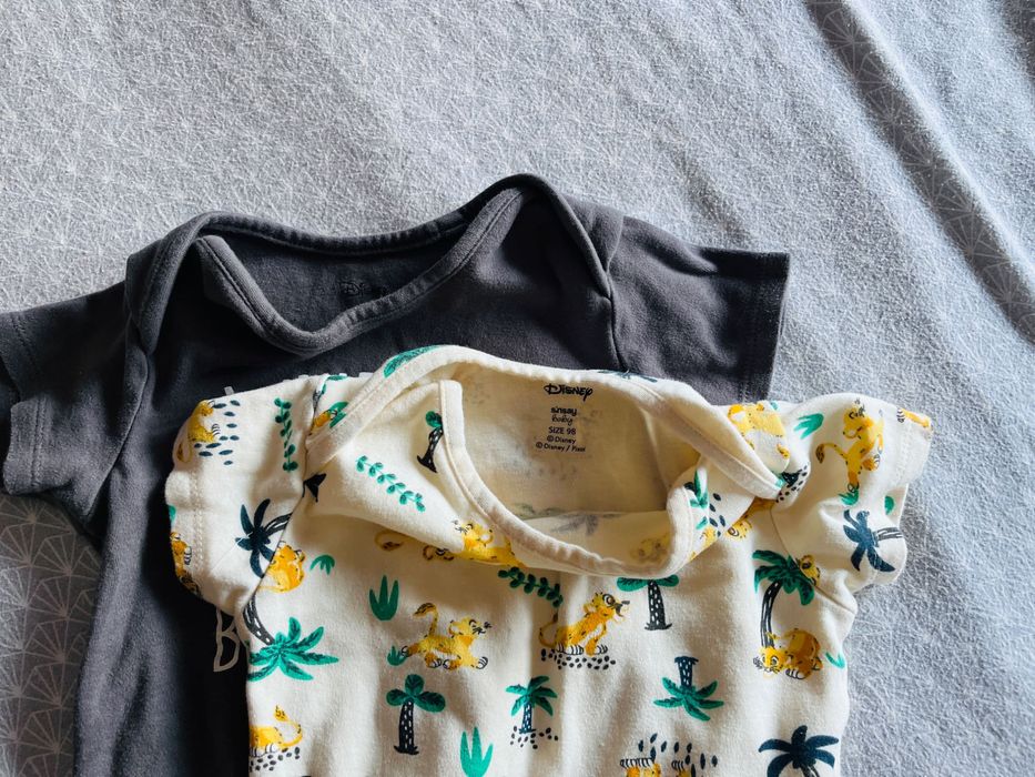 4 бр. бебешки пижами 98 размер за 10лв.