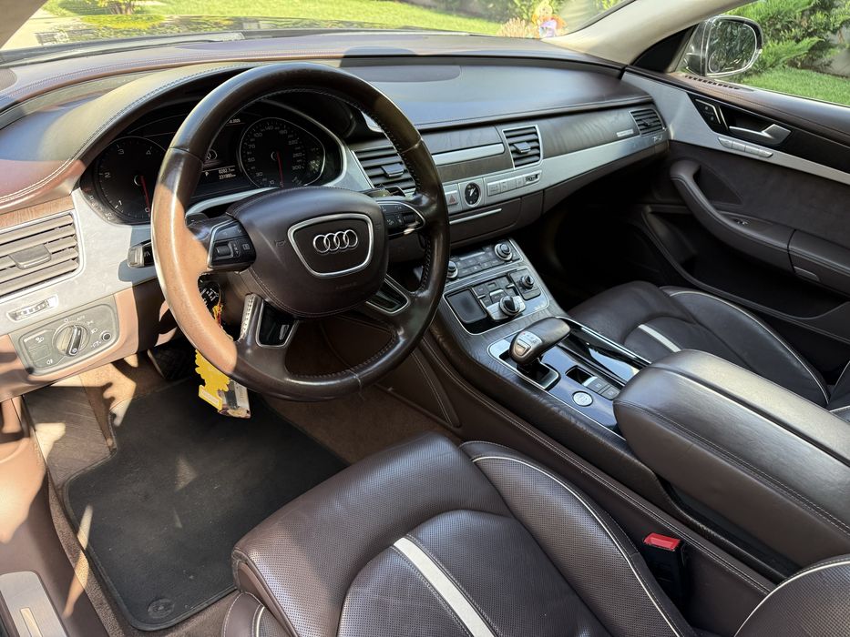 Audi A8L 3.0D 2015