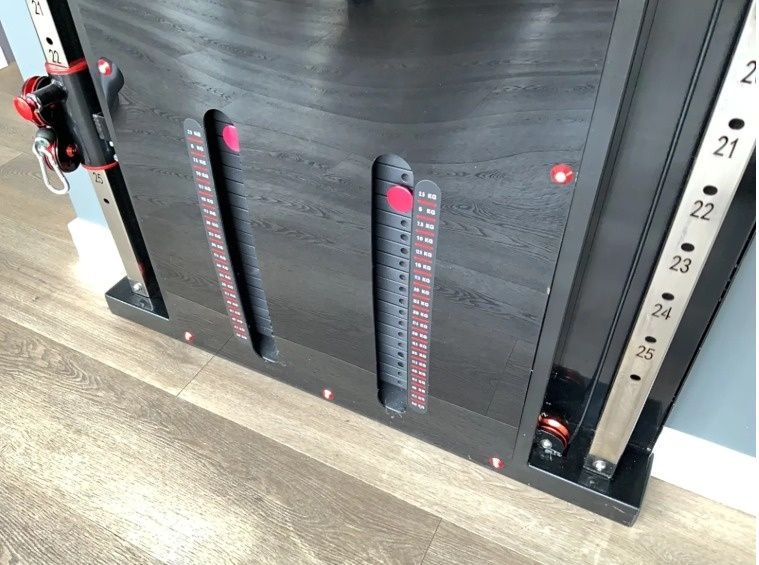 Aparat Cross cable cablu montat pe perete