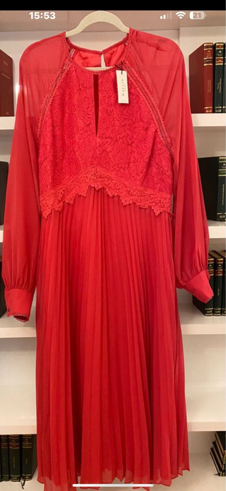 Rochie Wallis noua cu eticheta